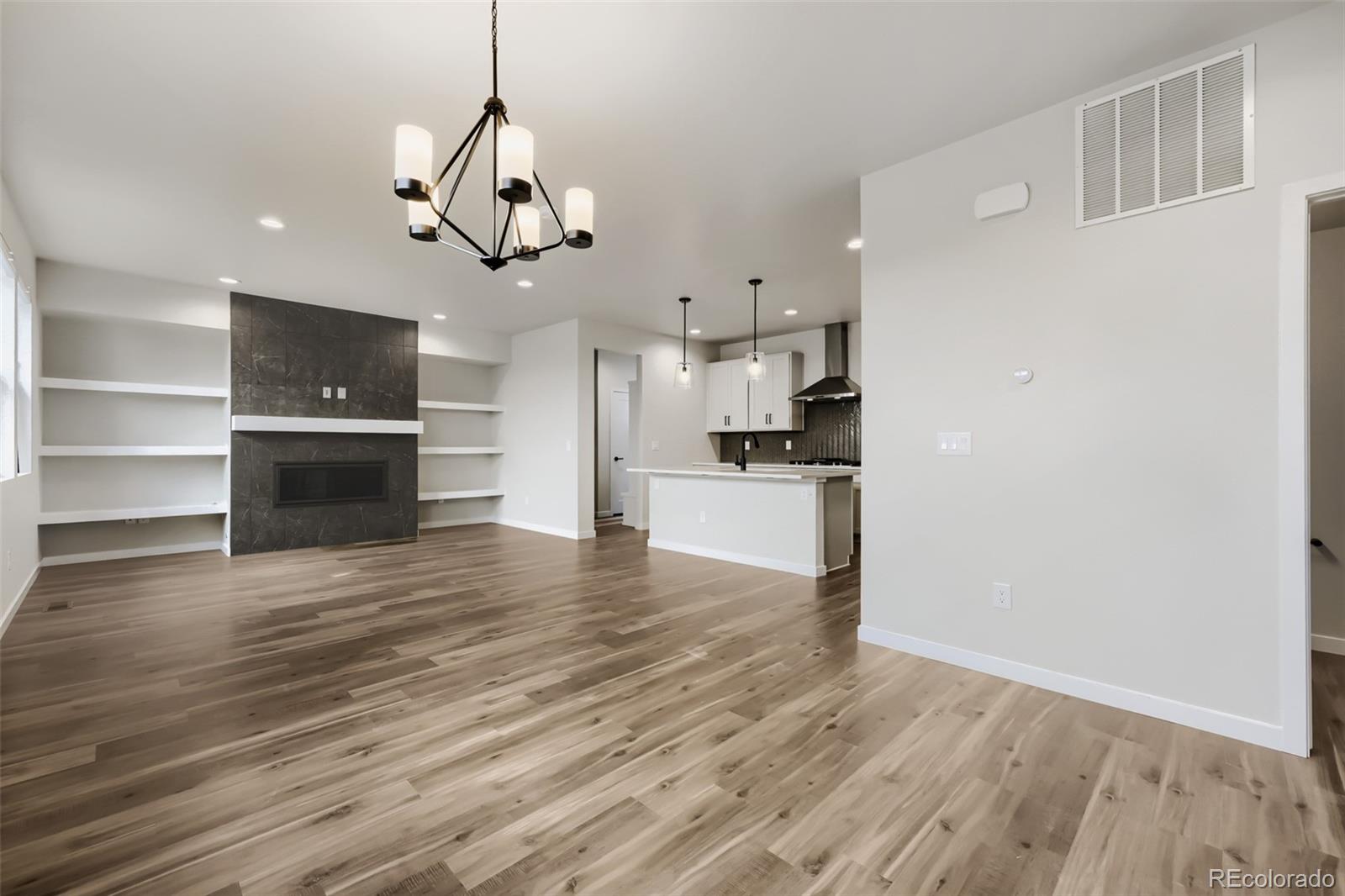 MLS Image #6 for 2691 e 102nd place,denver, Colorado