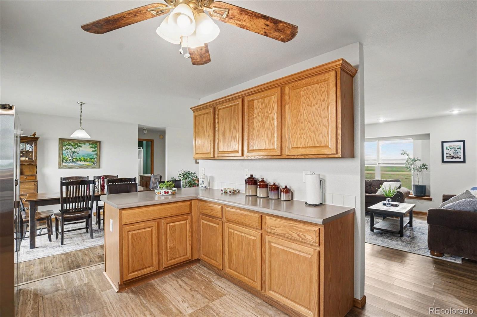 MLS Image #15 for 13433  pass me by road,strasburg, Colorado