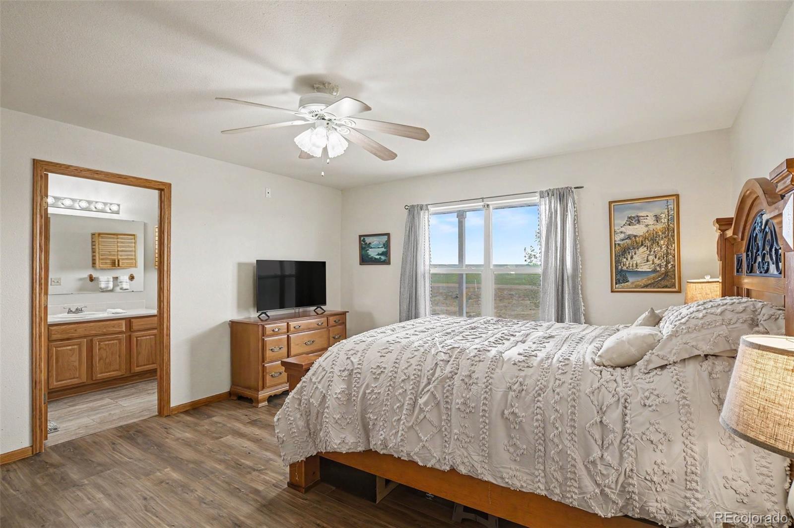 MLS Image #21 for 13433  pass me by road,strasburg, Colorado