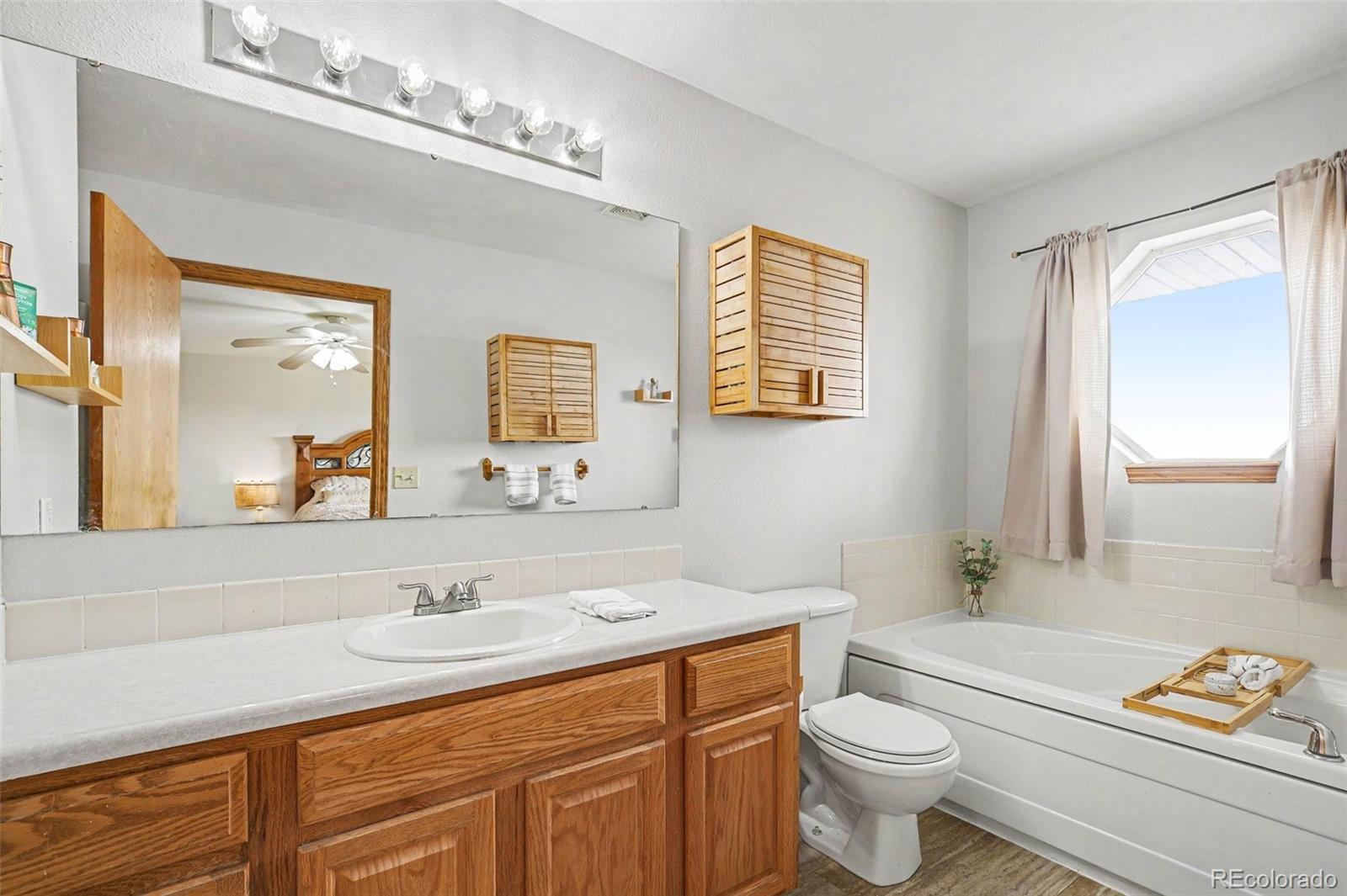 MLS Image #22 for 13433  pass me by road,strasburg, Colorado