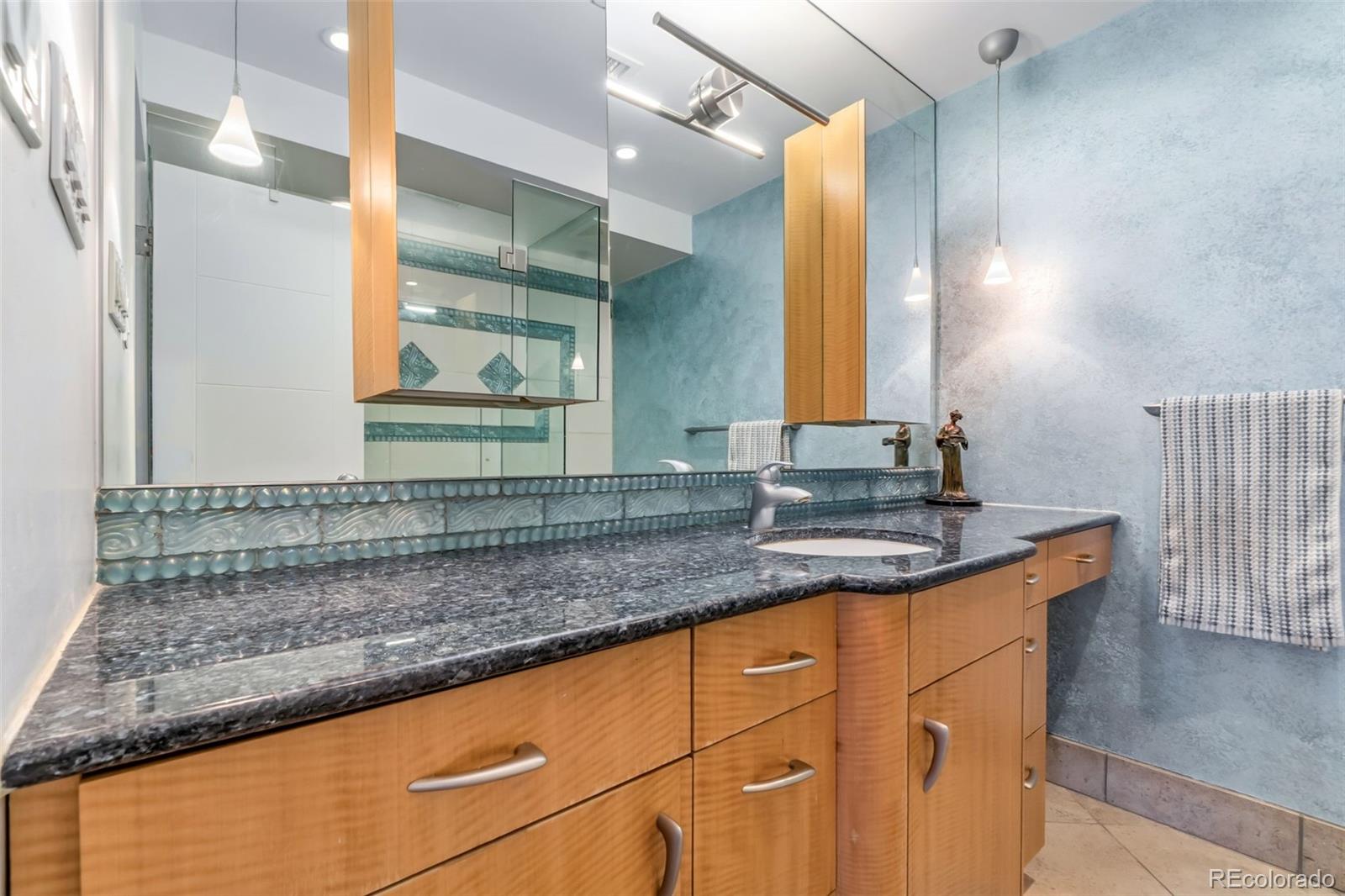 MLS Image #7 for 1200 n humboldt street 1104,denver, Colorado