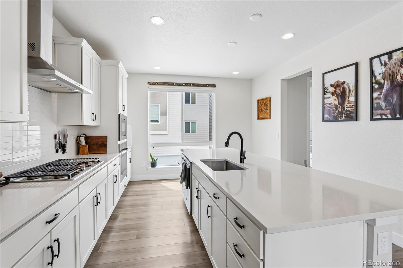 MLS Image #12 for 11201 w 53rd drive,arvada, Colorado