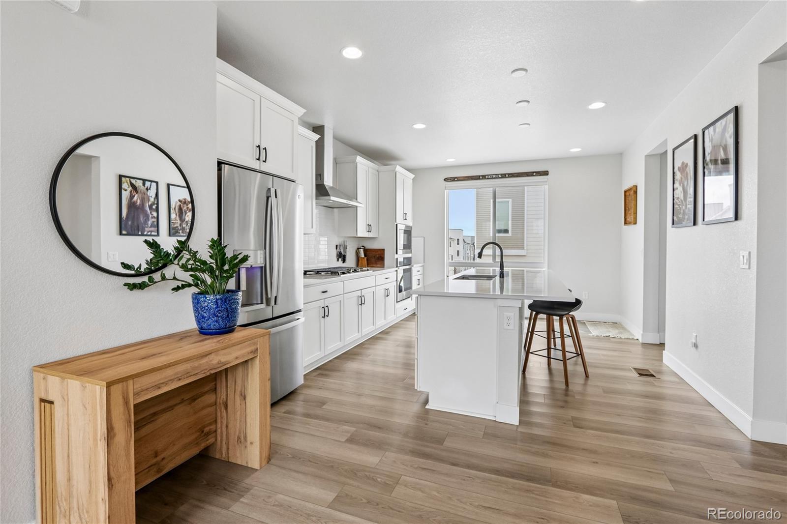MLS Image #5 for 11201 w 53rd drive,arvada, Colorado