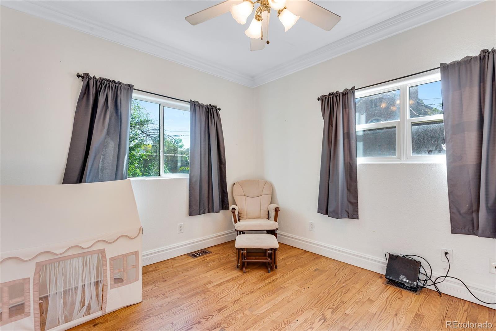 MLS Image #21 for 4415  sherman street,denver, Colorado