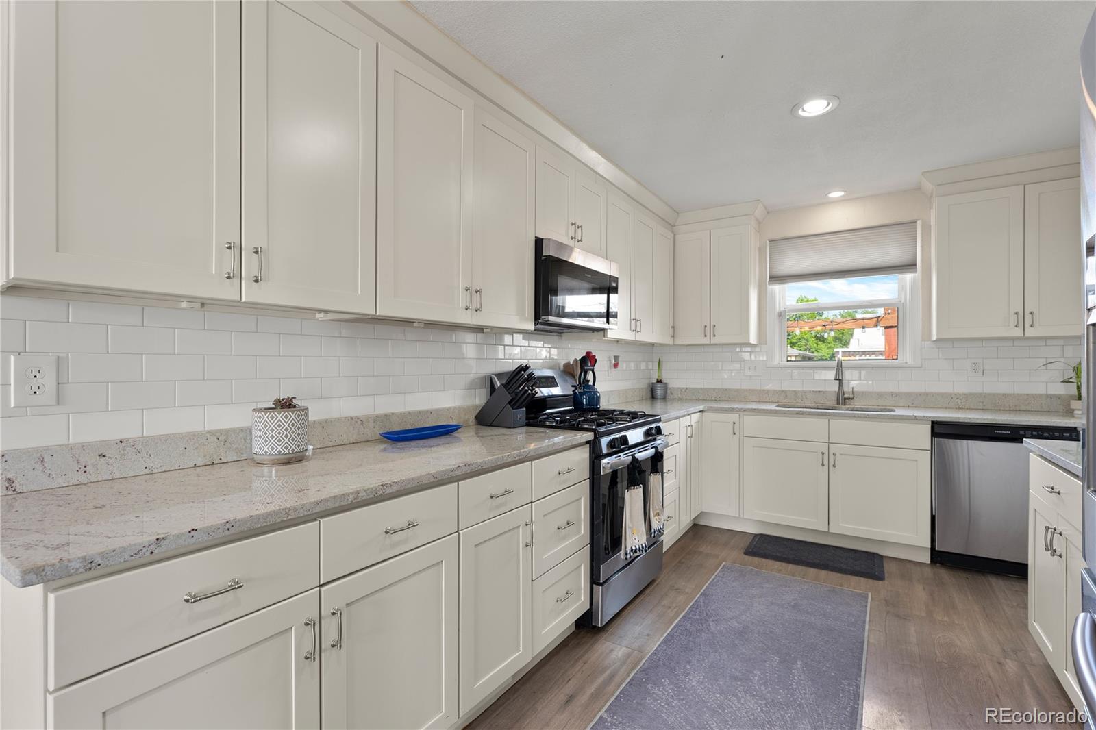 MLS Image #12 for 1960  oakland street,aurora, Colorado