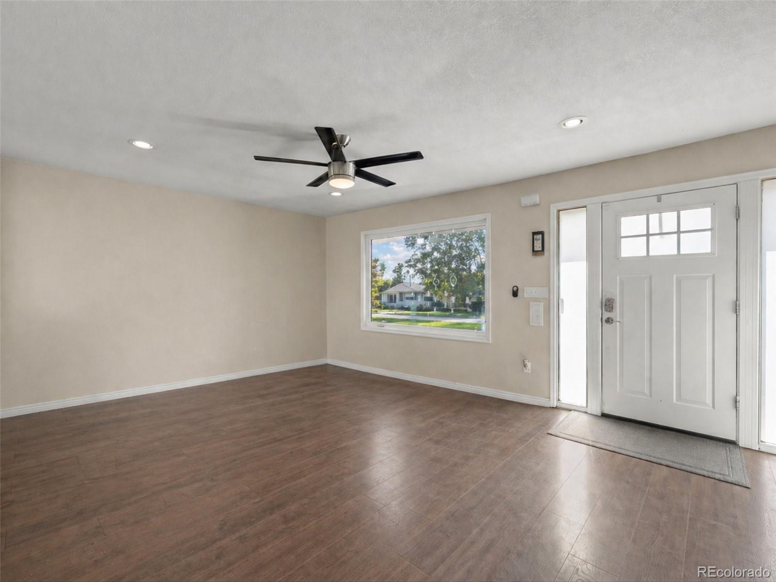 MLS Image #38 for 1960  oakland street,aurora, Colorado