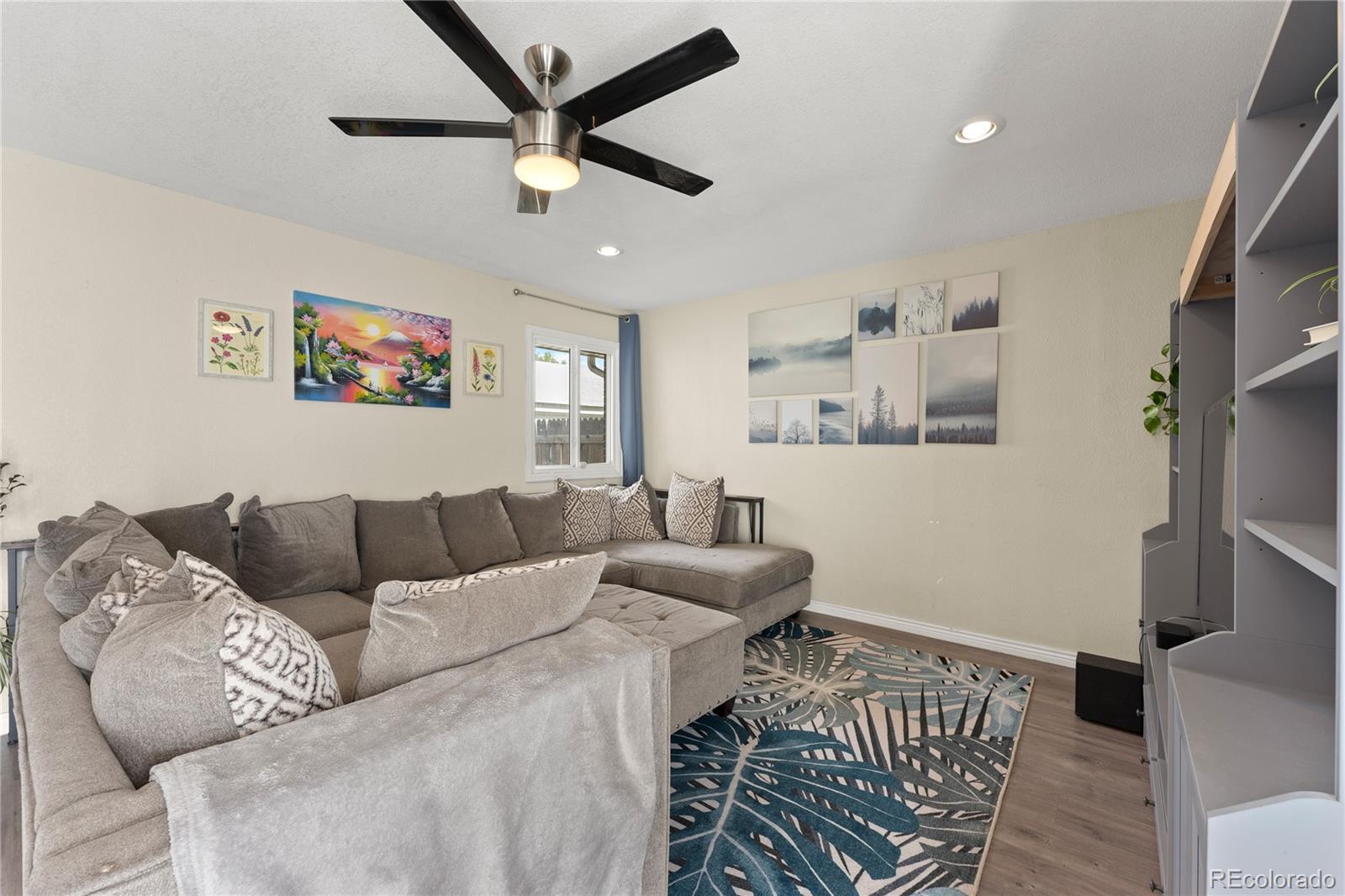 MLS Image #5 for 1960  oakland street,aurora, Colorado