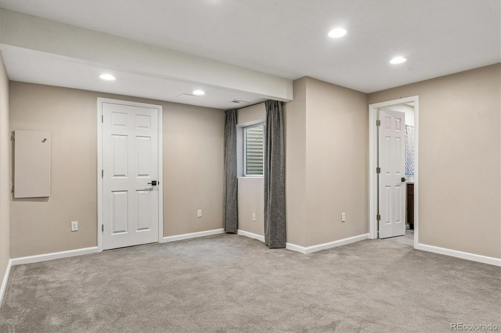 MLS Image #17 for 2821 w long drive d,littleton, Colorado