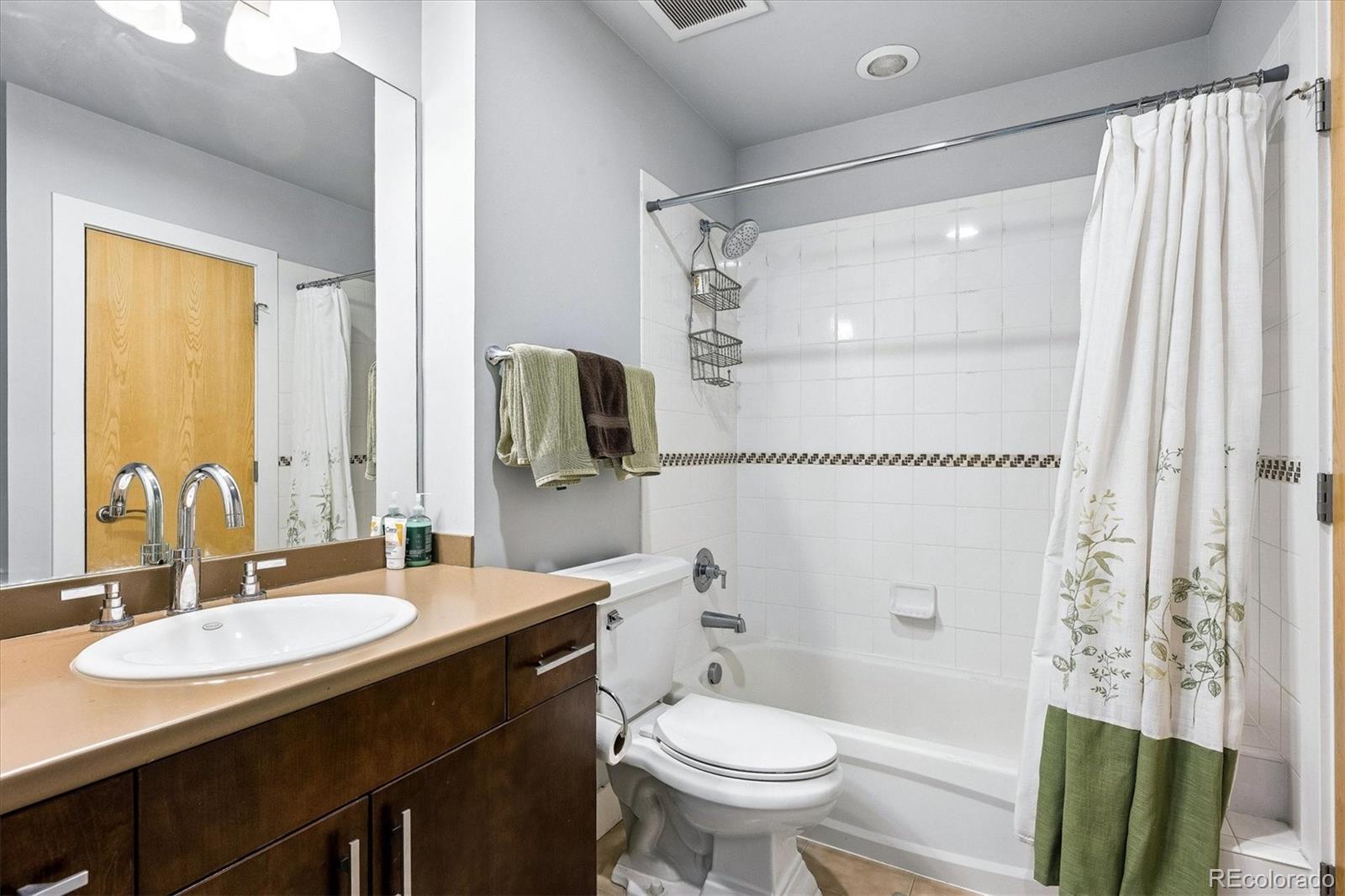 MLS Image #27 for 2310  central park boulevard,denver, Colorado