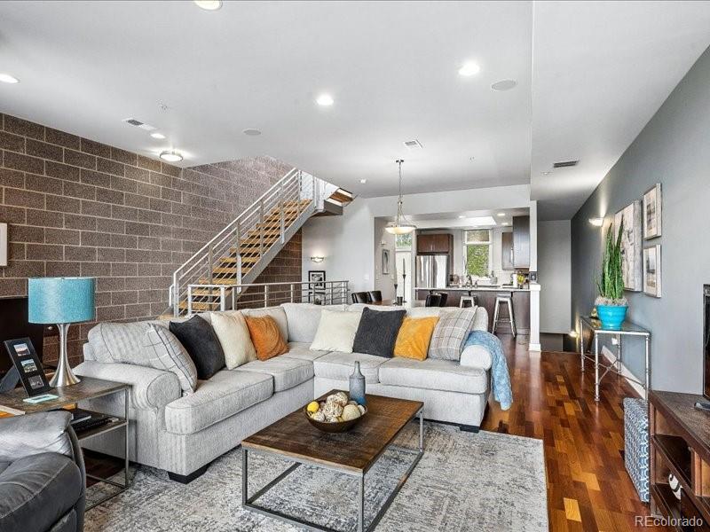 MLS Image #9 for 2310  central park boulevard,denver, Colorado