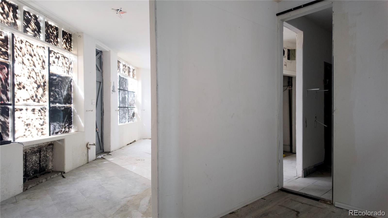MLS Image #9 for 2120 n broadway ,denver, Colorado