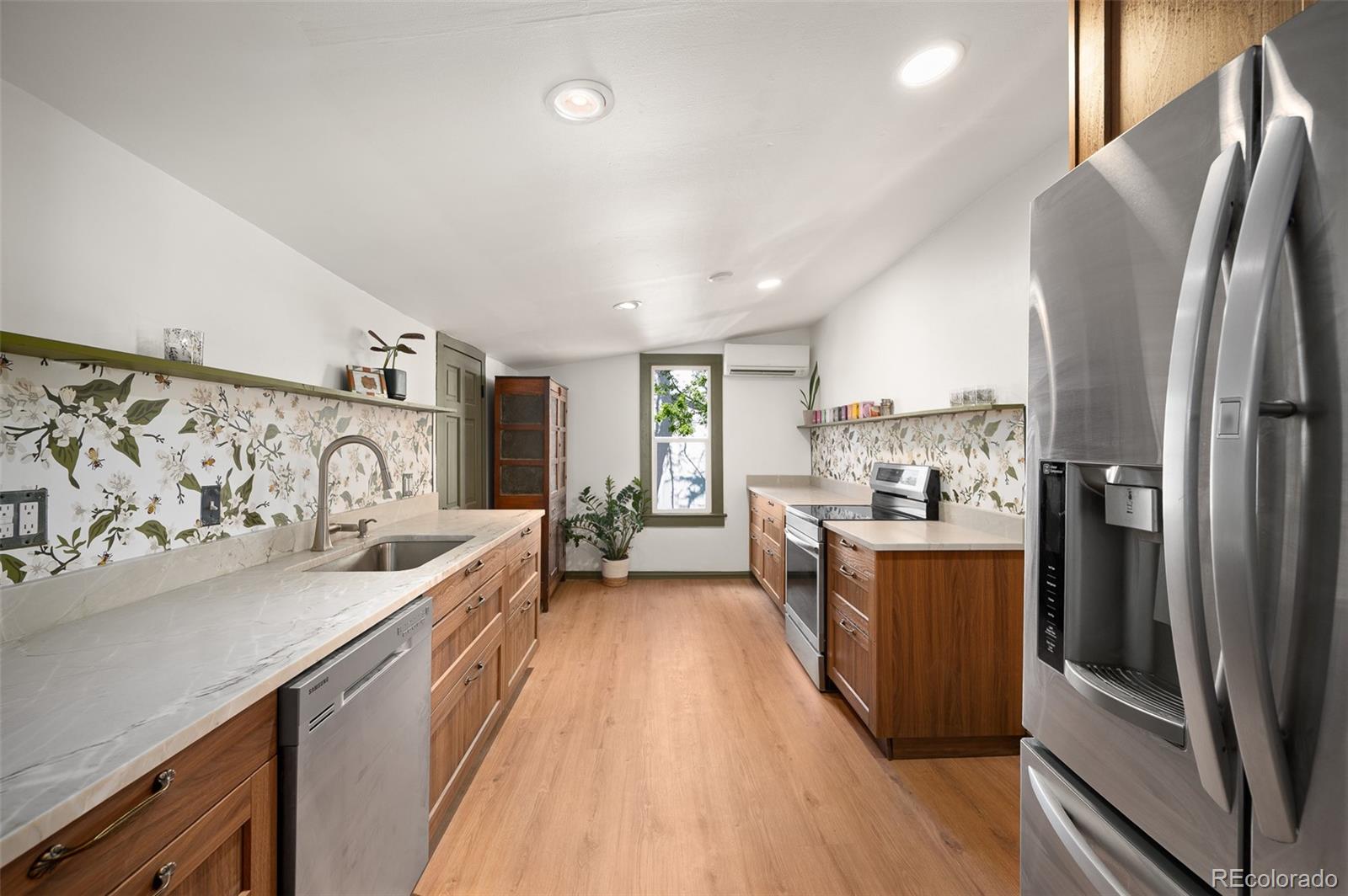 MLS Image #2 for 2471 s galapago street,denver, Colorado