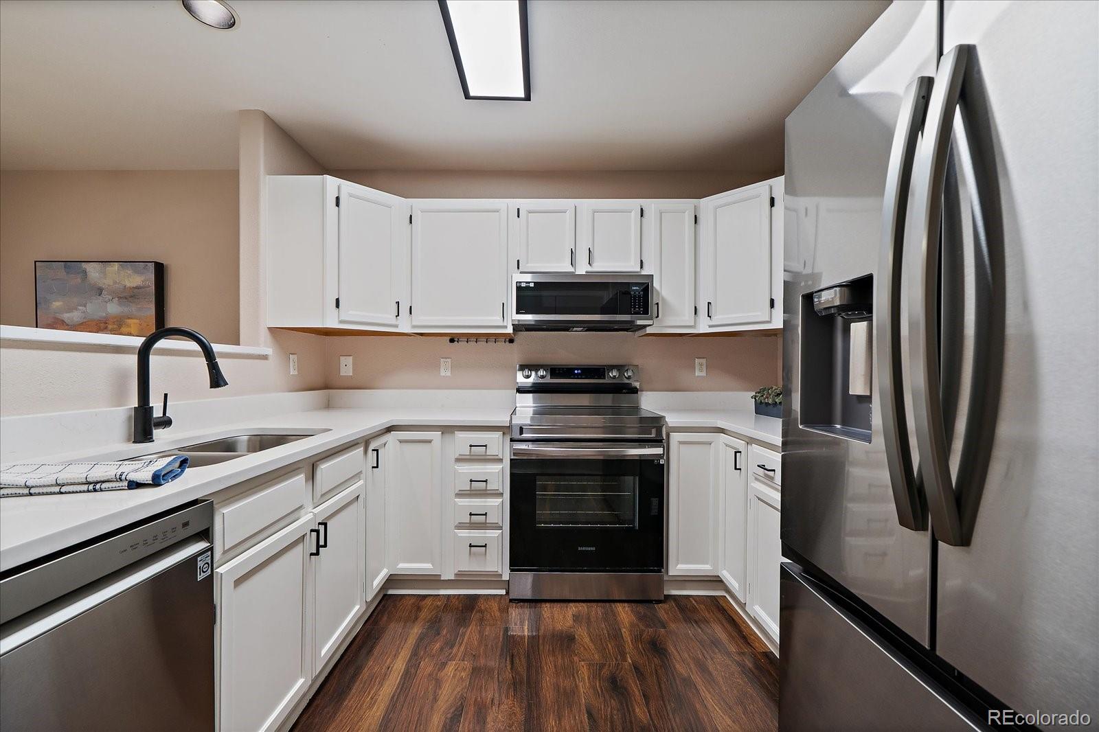 MLS Image #10 for 12555 e tennessee circle,aurora, Colorado
