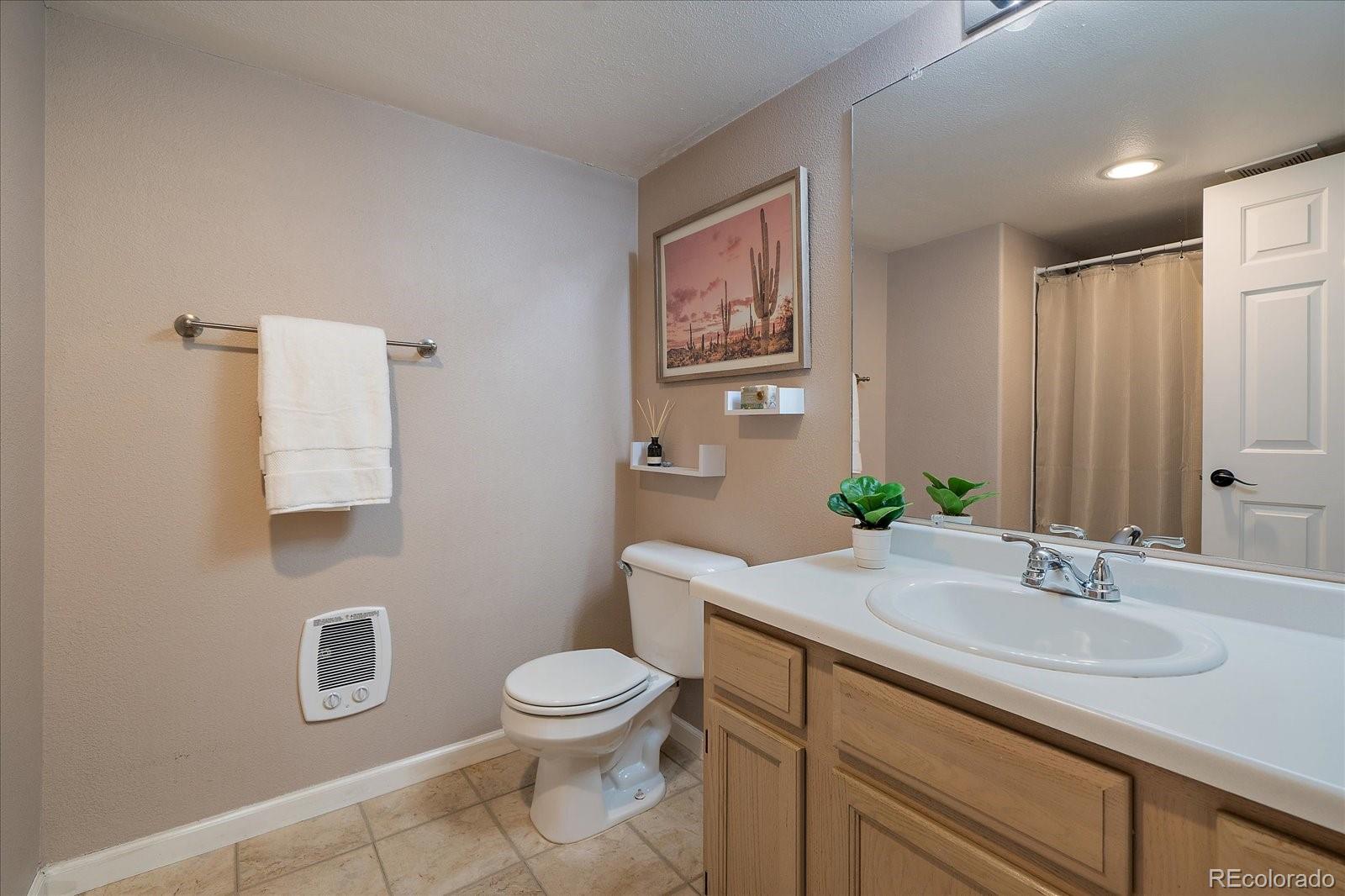MLS Image #16 for 12555 e tennessee circle,aurora, Colorado