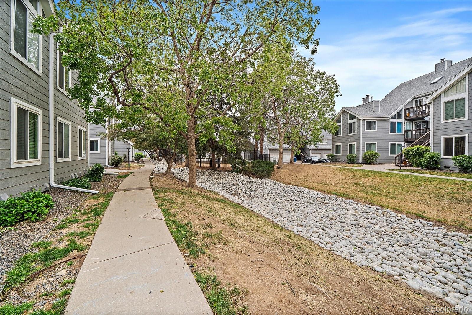 MLS Image #22 for 12555 e tennessee circle,aurora, Colorado