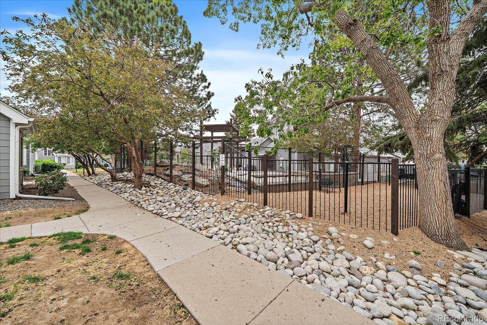 MLS Image #23 for 12555 e tennessee circle,aurora, Colorado