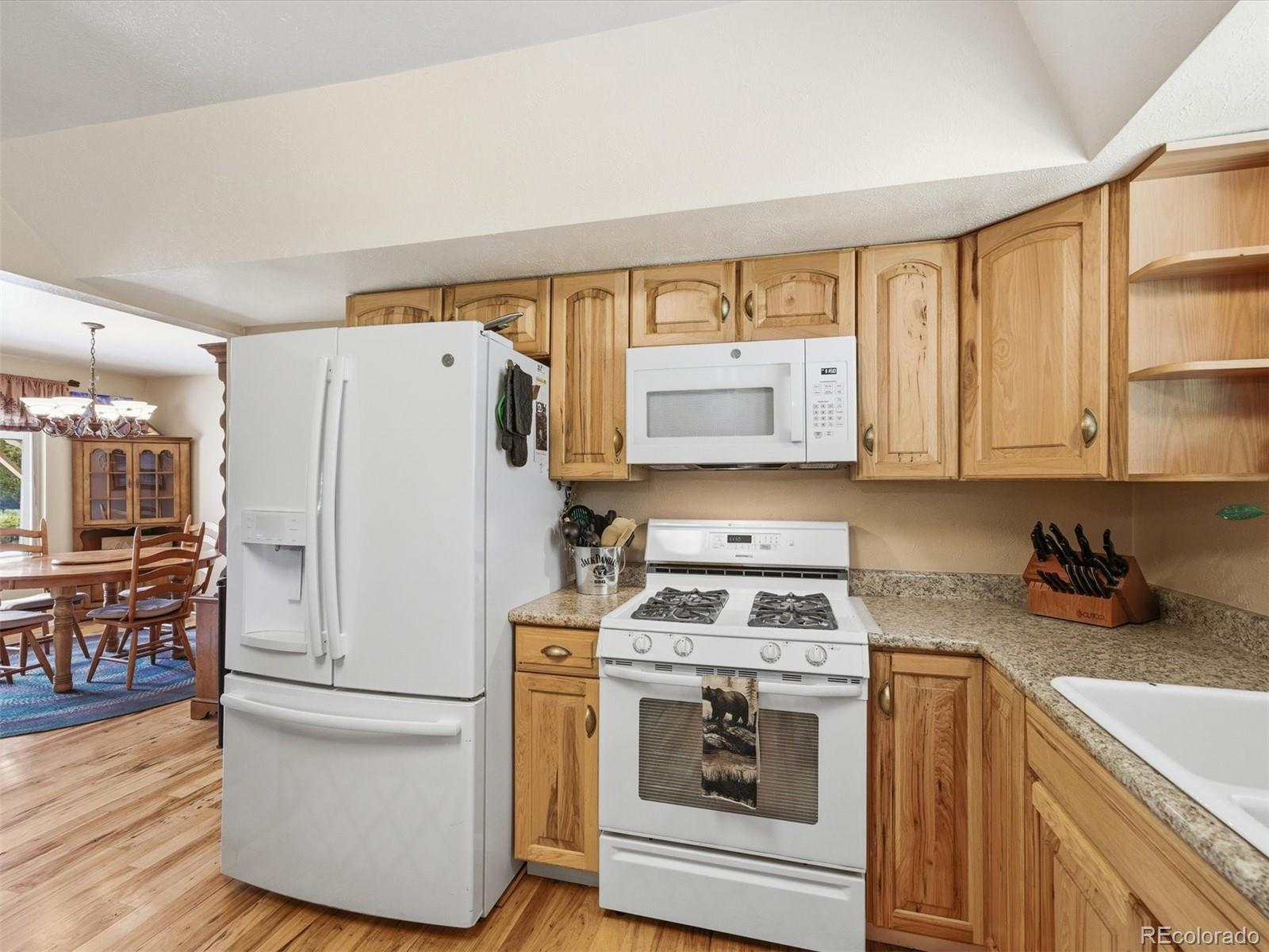 MLS Image #11 for 4827 s lewis court,littleton, Colorado