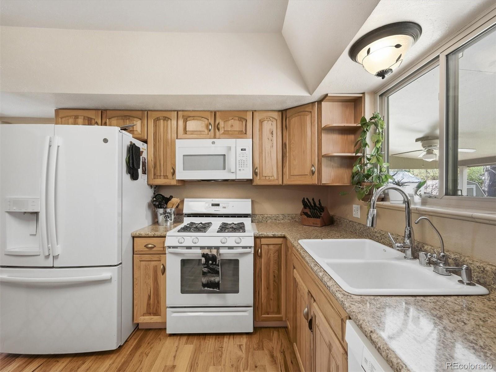 MLS Image #12 for 4827 s lewis court,littleton, Colorado