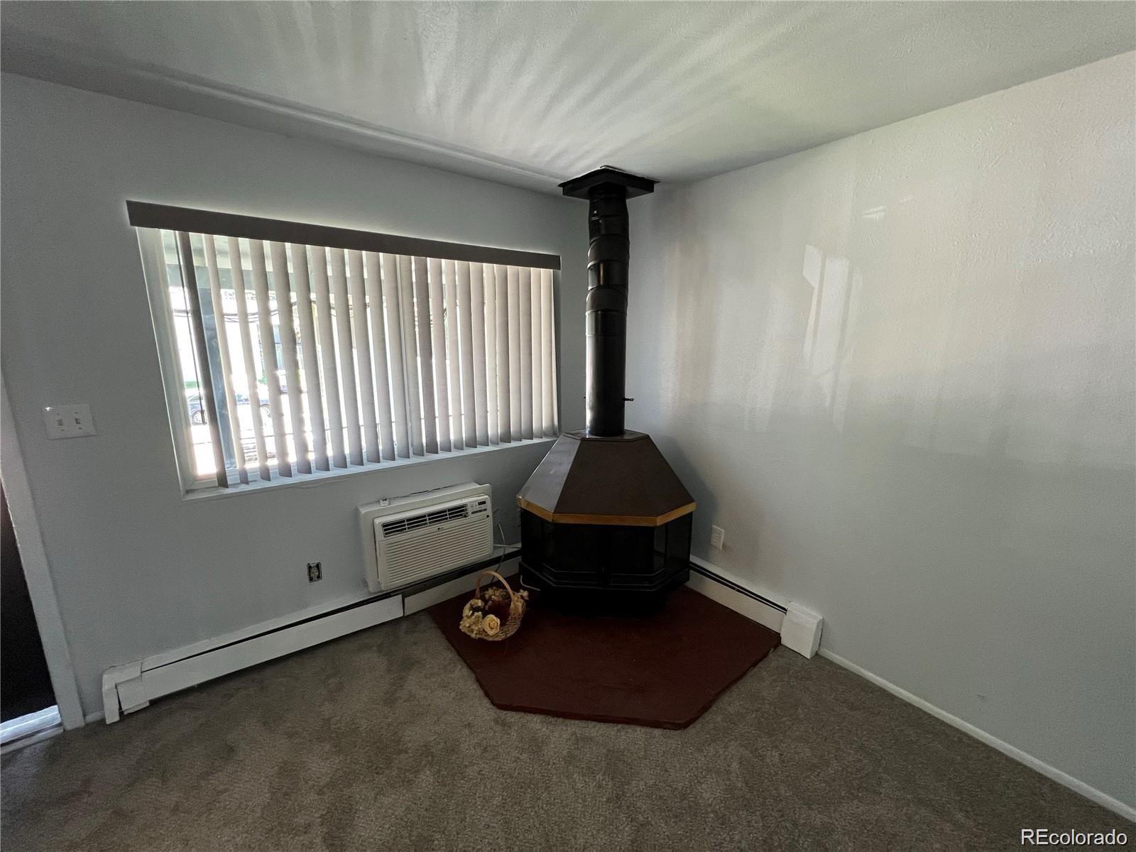 MLS Image #3 for 2565 s sheridan boulevard,denver, Colorado