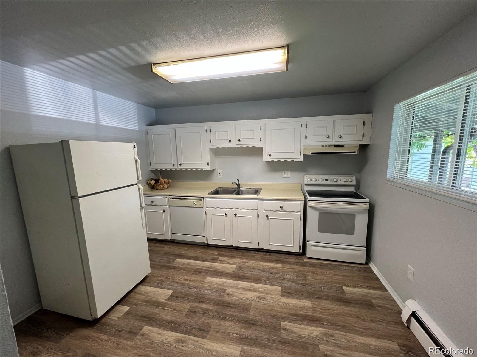 MLS Image #6 for 2565 s sheridan boulevard,denver, Colorado