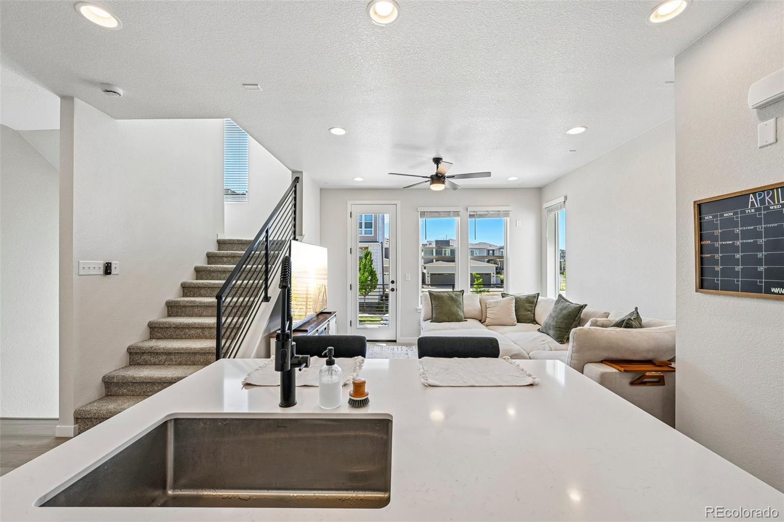 MLS Image #10 for 12324  farmview street,thornton, Colorado