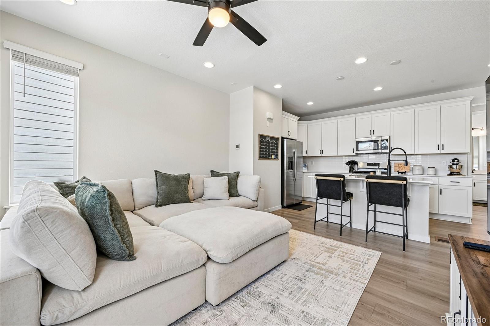 MLS Image #4 for 12324  farmview street,thornton, Colorado