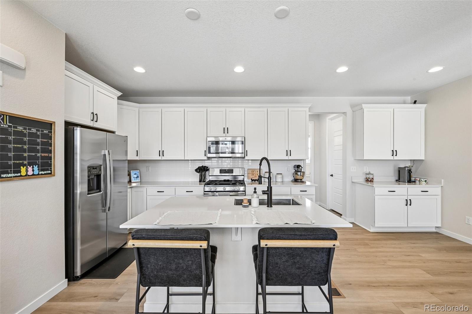 MLS Image #9 for 12324  farmview street,thornton, Colorado