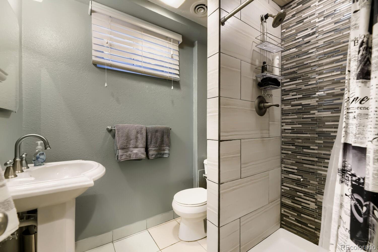 MLS Image #18 for 1843 s fairfax street,denver, Colorado