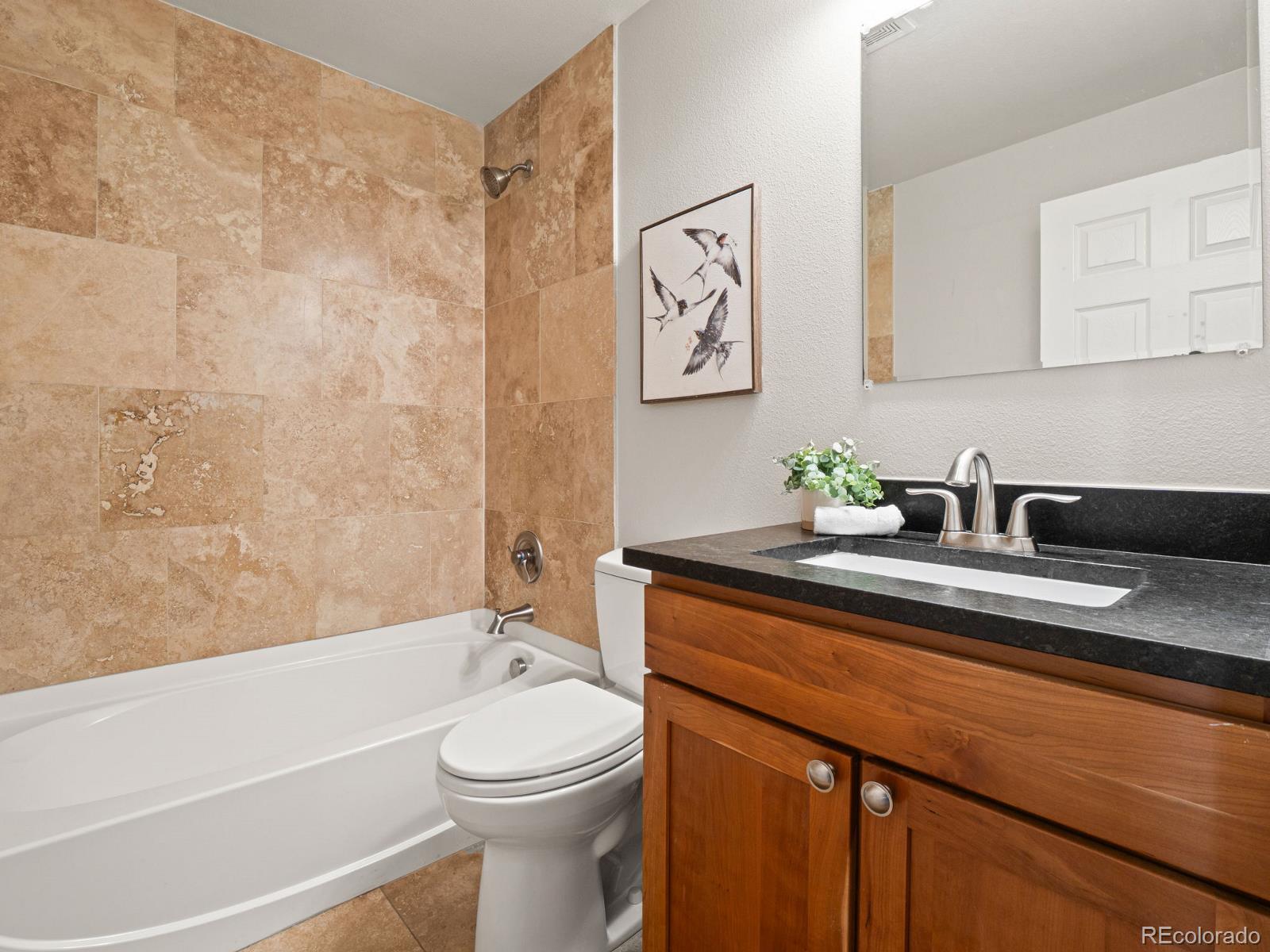 MLS Image #10 for 350 s lincoln street,denver, Colorado