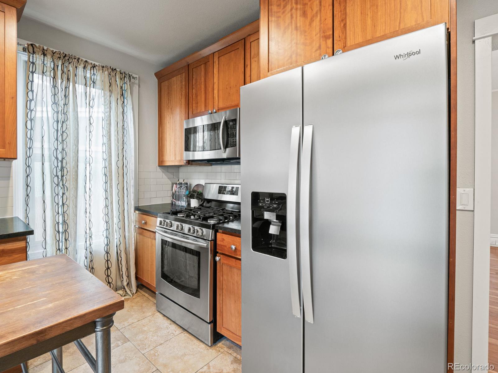MLS Image #13 for 350 s lincoln street,denver, Colorado