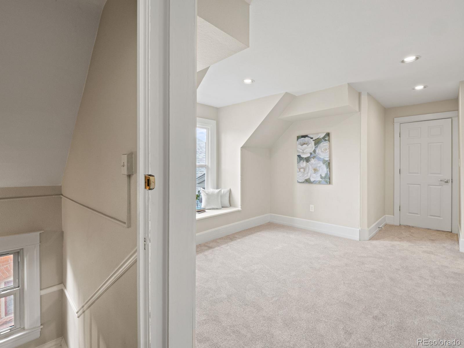 MLS Image #20 for 350 s lincoln street,denver, Colorado