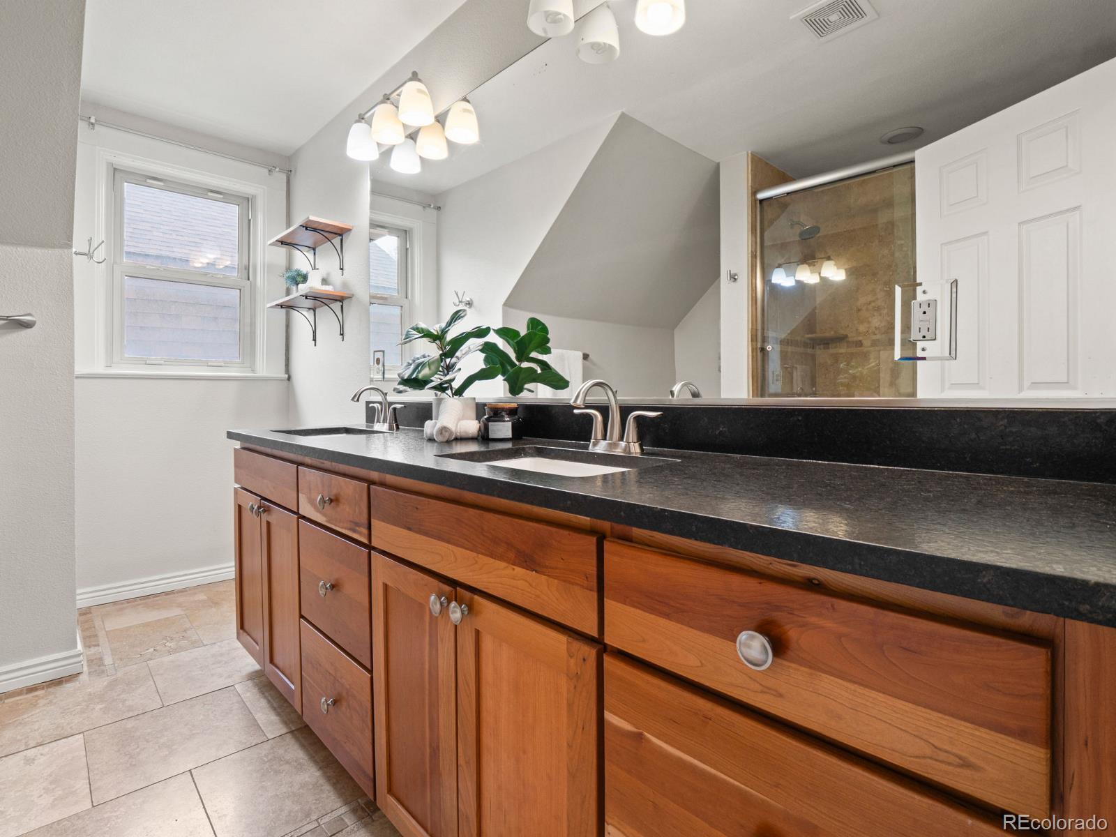 MLS Image #26 for 350 s lincoln street,denver, Colorado