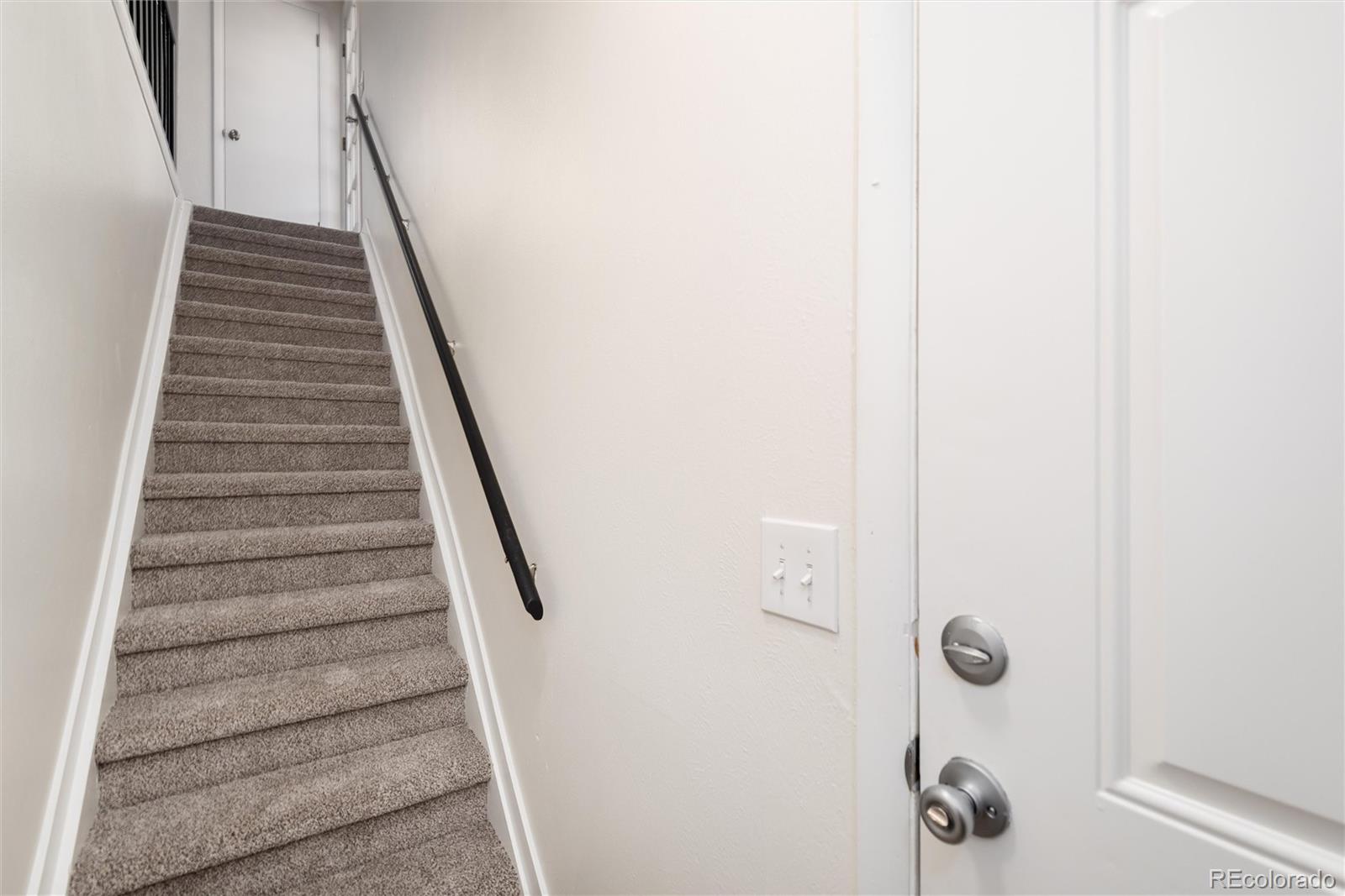 MLS Image #3 for 7700 w glasgow place,littleton, Colorado
