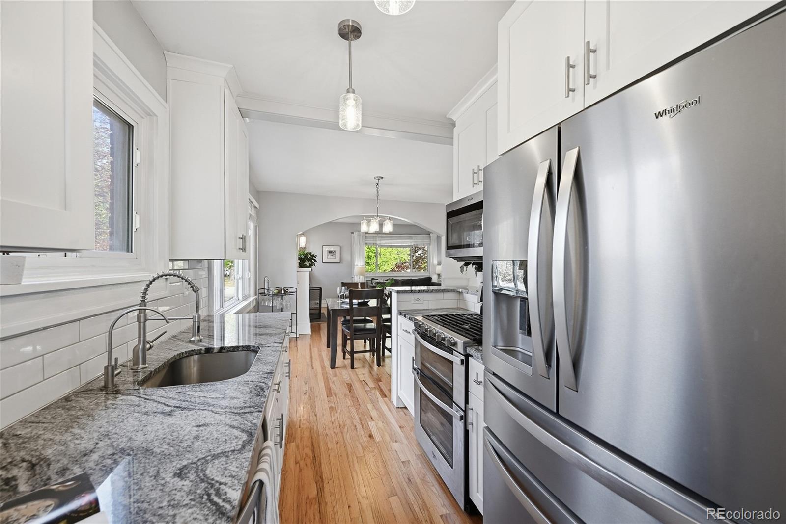 MLS Image #18 for 2001 s fillmore street,denver, Colorado