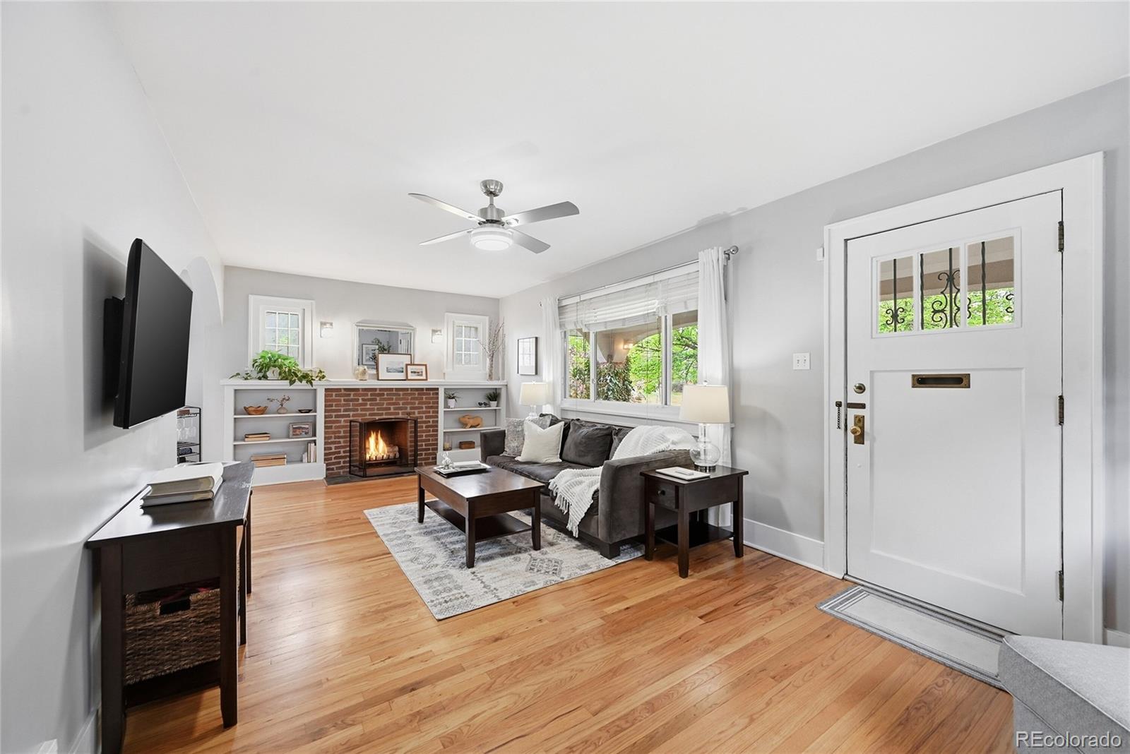 MLS Image #2 for 2001 s fillmore street,denver, Colorado