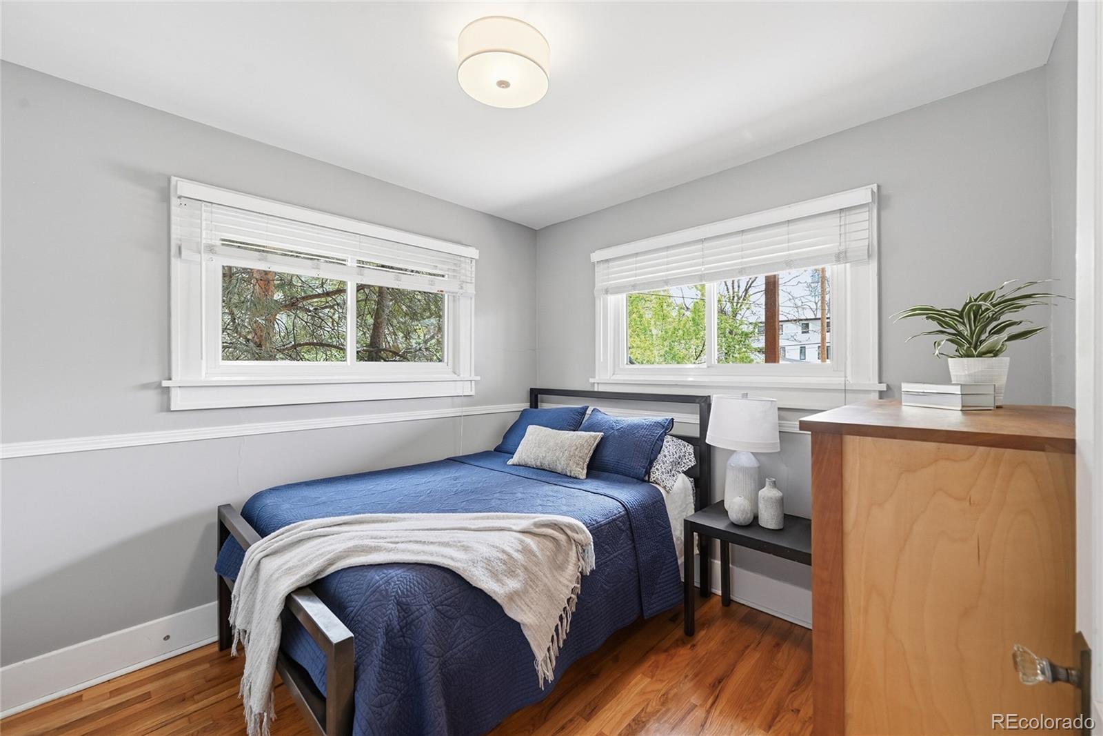 MLS Image #6 for 2001 s fillmore street,denver, Colorado
