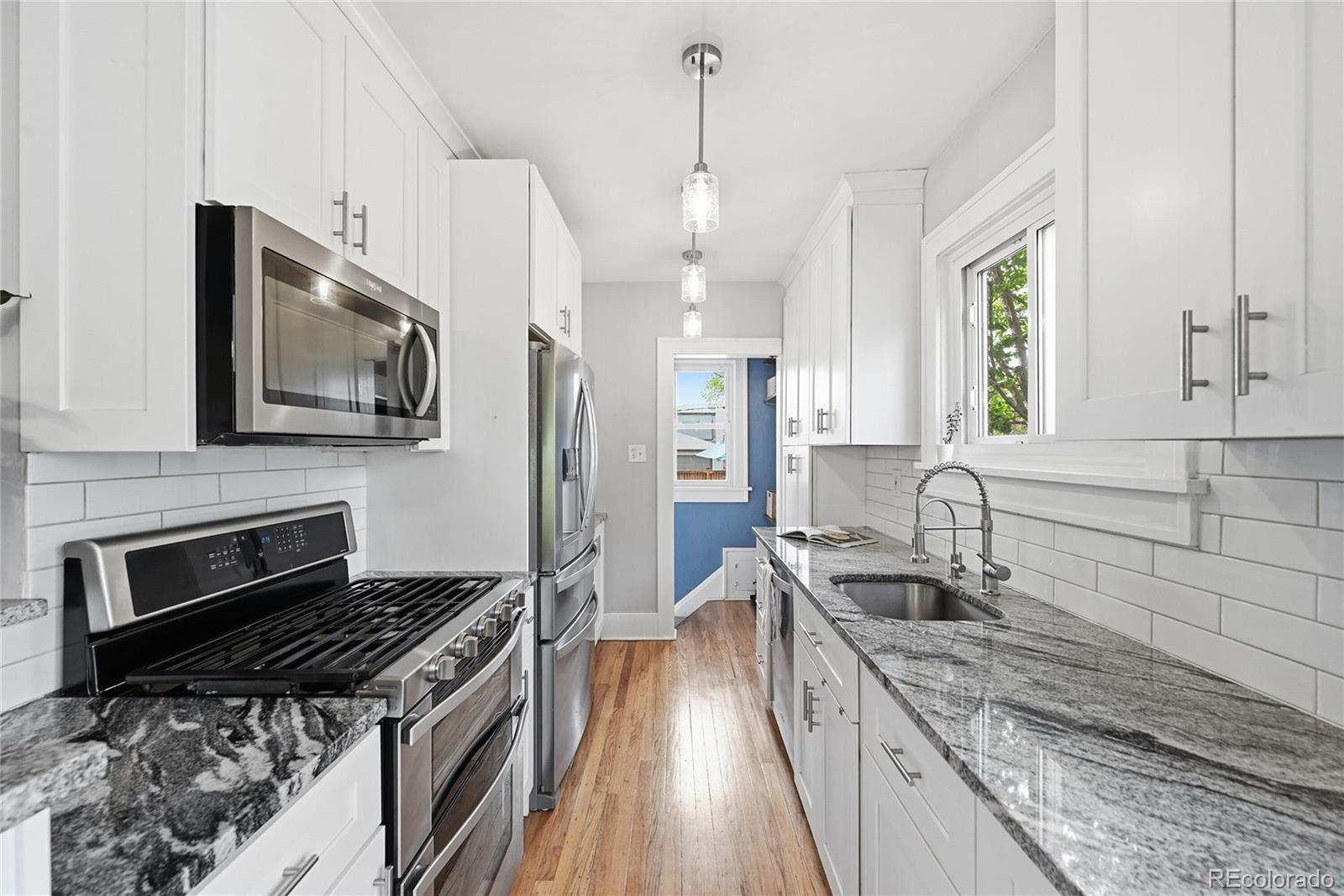 MLS Image #9 for 2001 s fillmore street,denver, Colorado