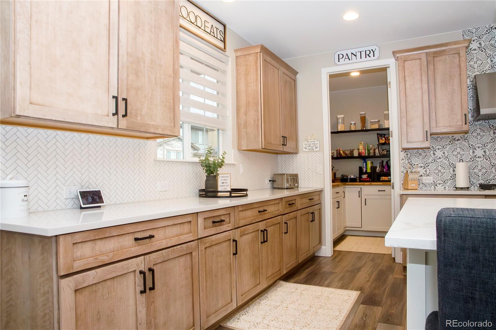 MLS Image #10 for 7936 s jamestown court,aurora, Colorado