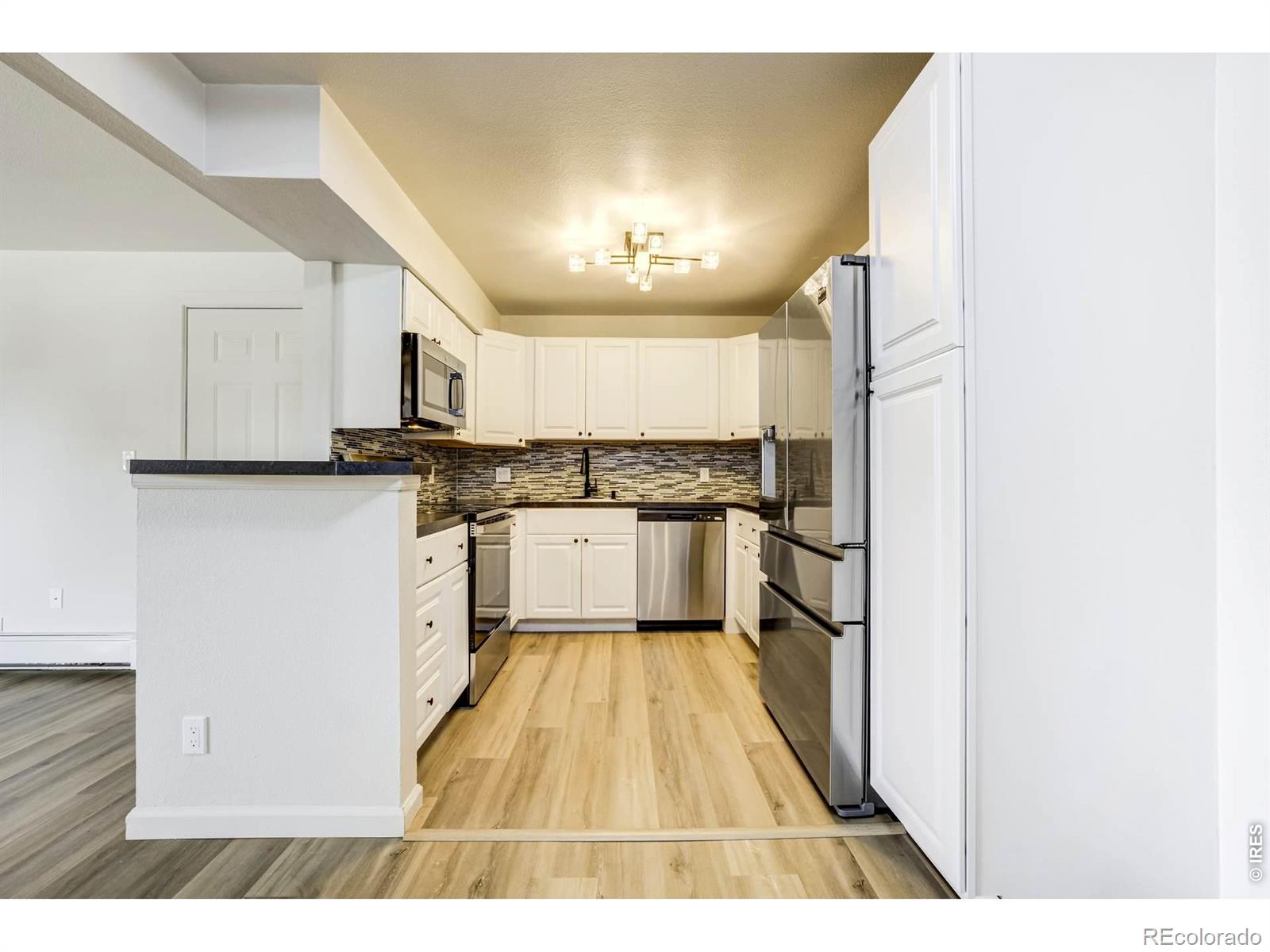 MLS Image #19 for 10150 e virginia avenue,denver, Colorado