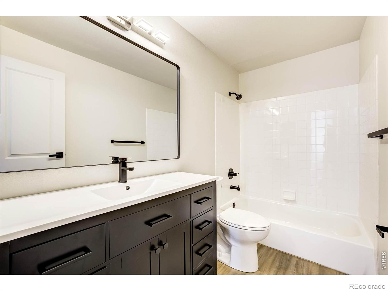 MLS Image #33 for 10150 e virginia avenue,denver, Colorado