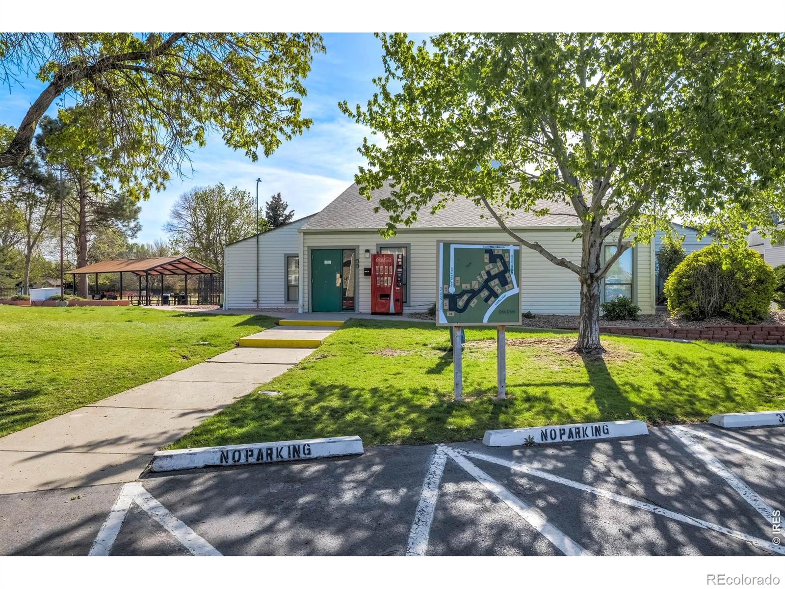 MLS Image #48 for 10150 e virginia avenue,denver, Colorado