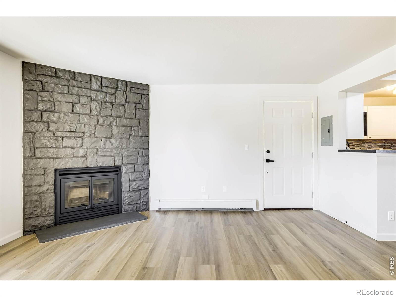 MLS Image #7 for 10150 e virginia avenue,denver, Colorado