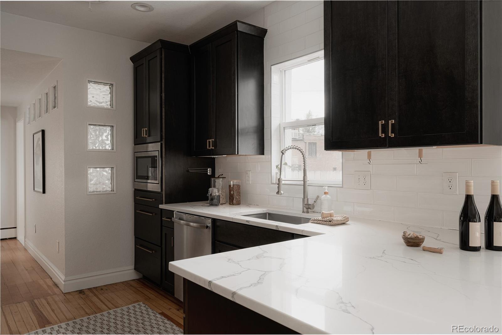 MLS Image #17 for 28 n corona street,denver, Colorado