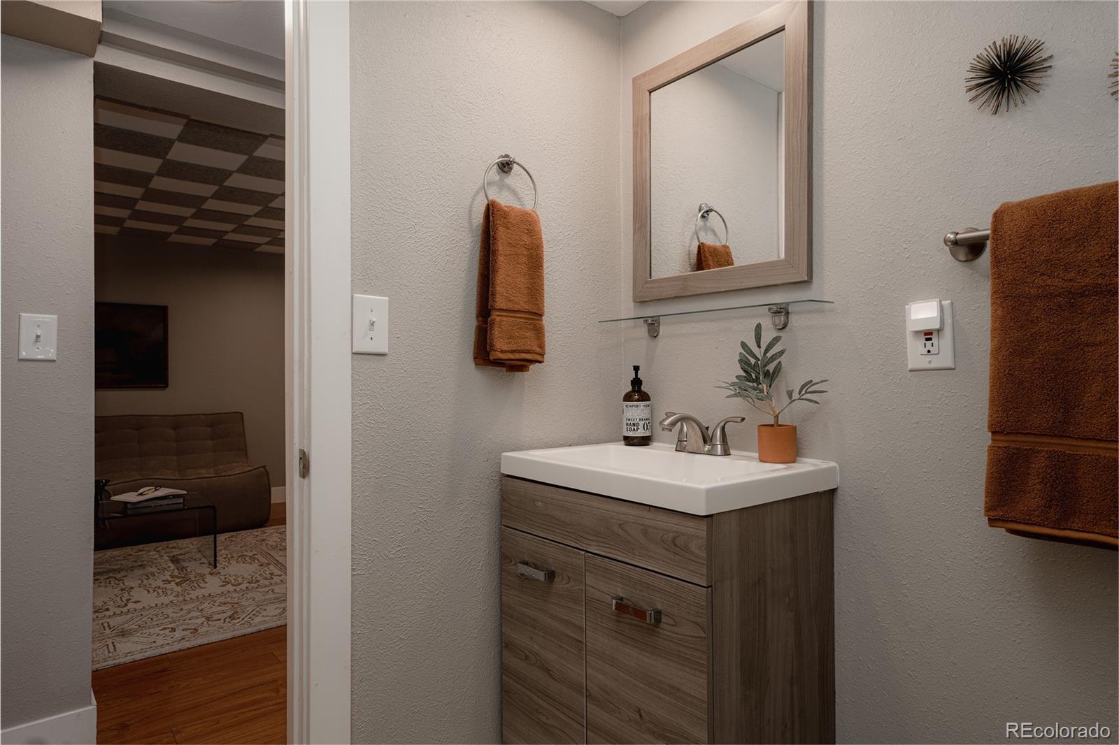 MLS Image #38 for 28 n corona street,denver, Colorado