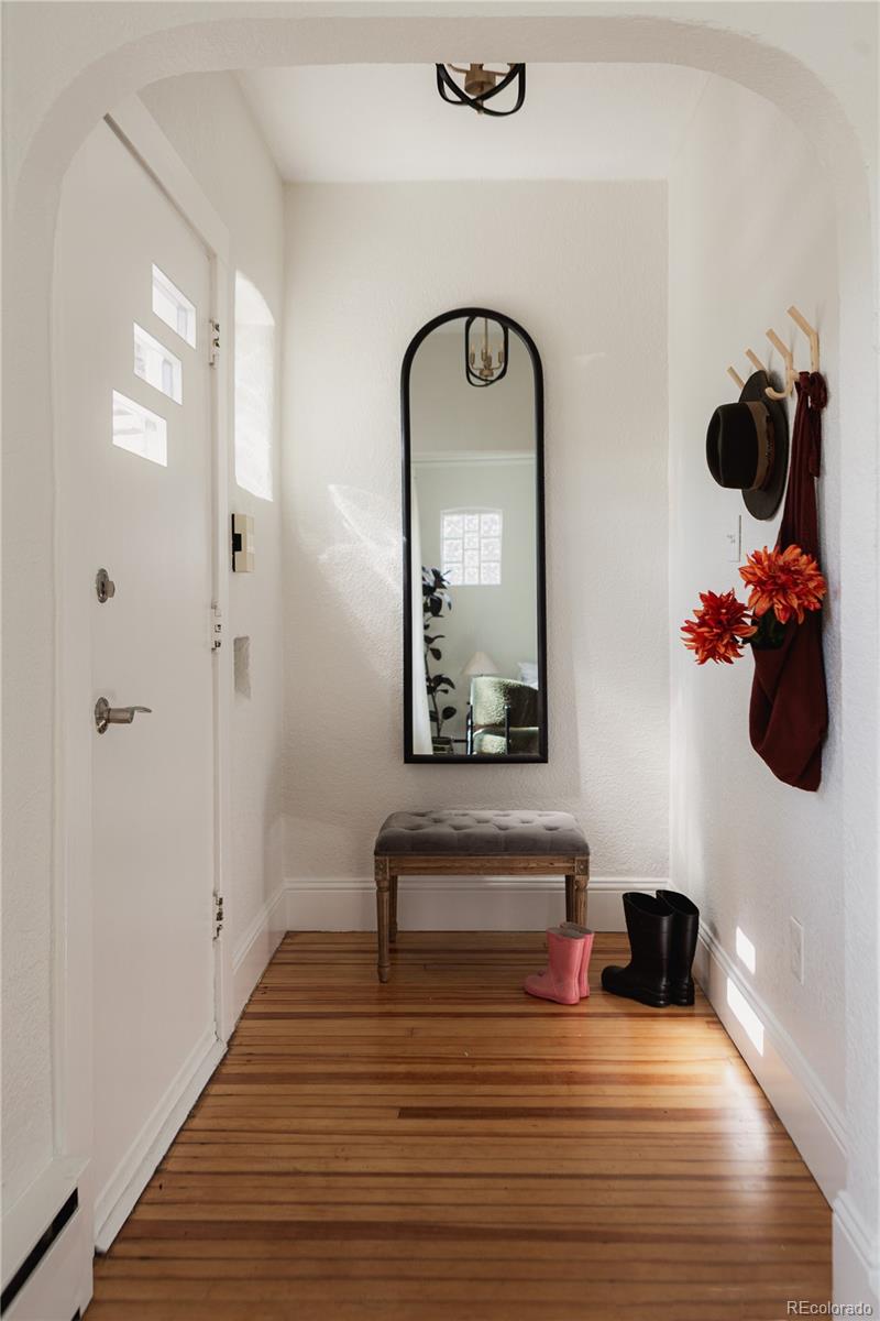 MLS Image #4 for 28 n corona street,denver, Colorado