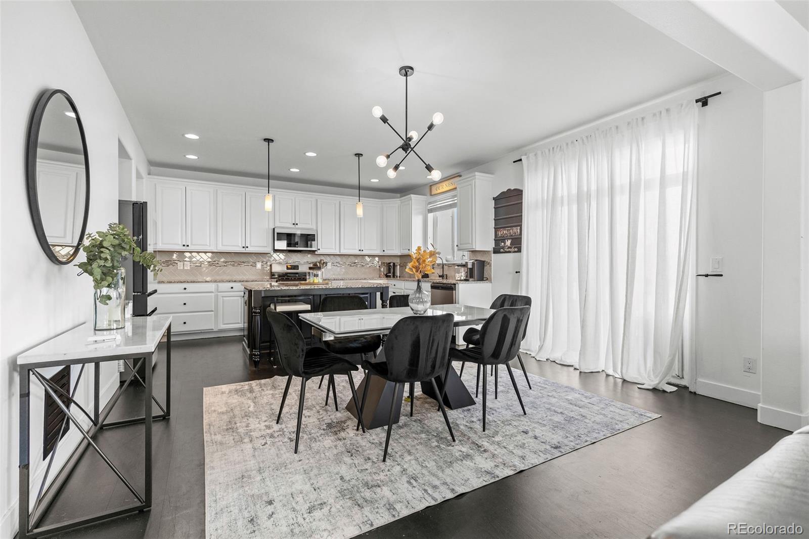 MLS Image #12 for 15511  village circle,commerce city, Colorado