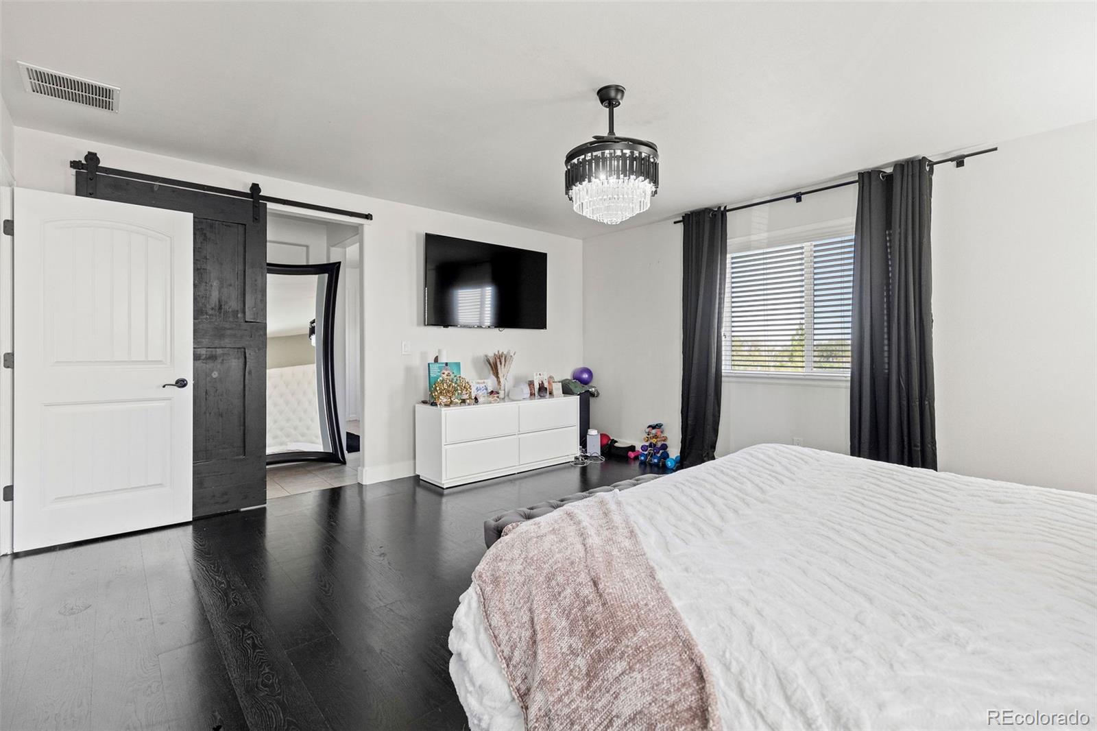 MLS Image #29 for 15511  village circle,commerce city, Colorado