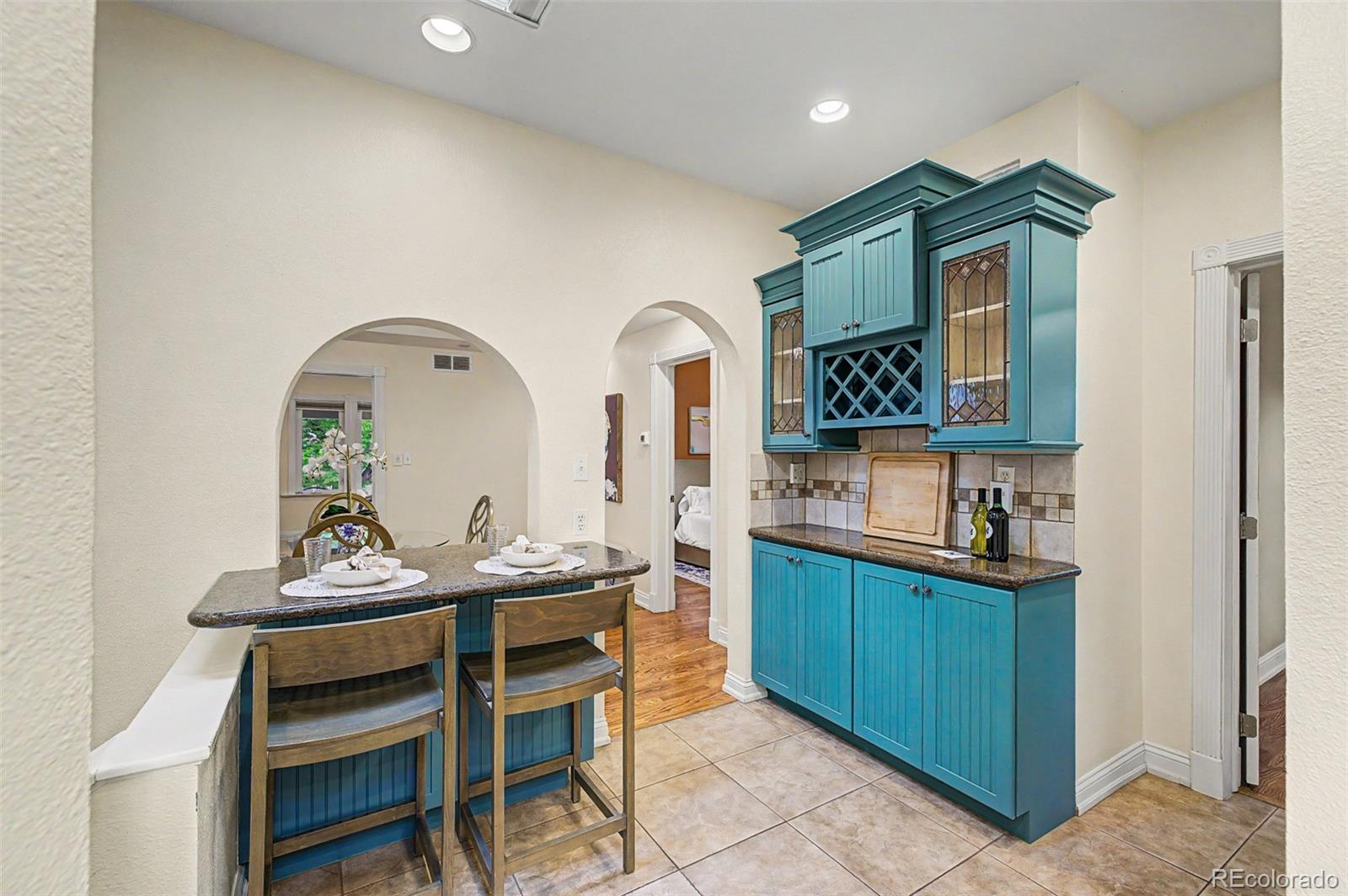 MLS Image #12 for 516 n emerson street,denver, Colorado