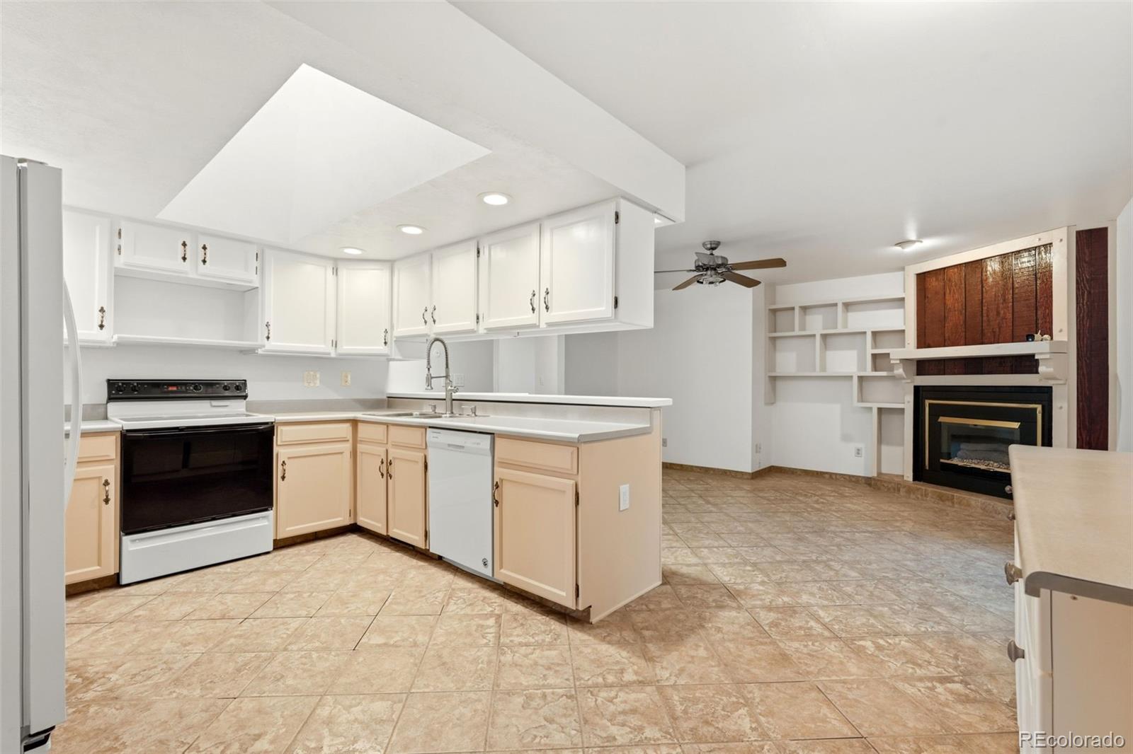 MLS Image #10 for 61  scott drive,broomfield, Colorado