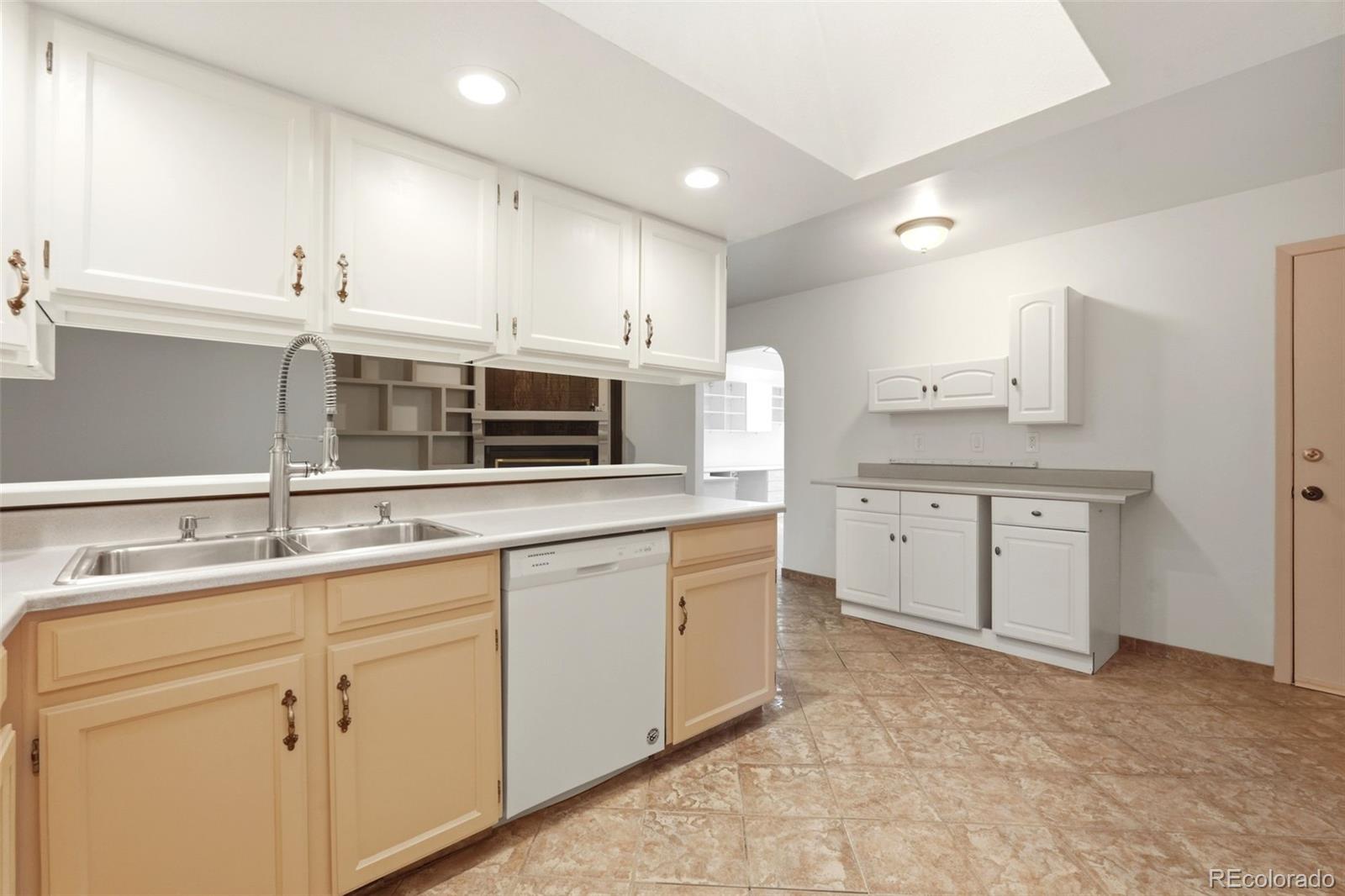 MLS Image #13 for 61  scott drive,broomfield, Colorado